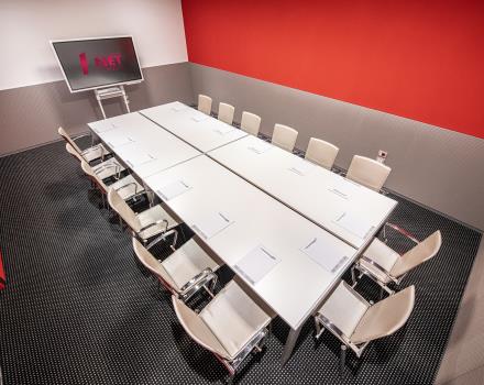 Discover the meeting rooms of our hotel''s convention center