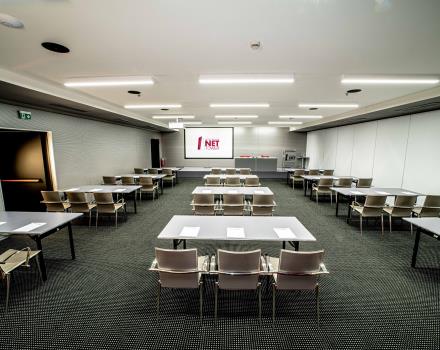 Organize your meeting at our convention center in Padua